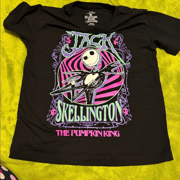 Girls 6-6X Bundle Jack Skellington Black and Pink Graphic T-Shirt Shorts Dress - Picture 2 of 8